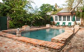 Audubon Cottages