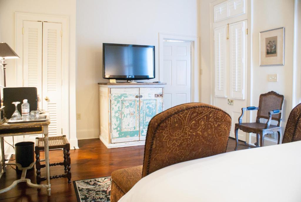 Audubon Cottages New Orleans Room photo